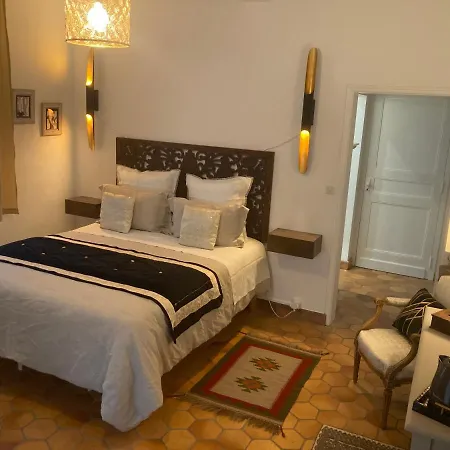 Bed & Breakfast D'hotes Les Roches Corme-Royal