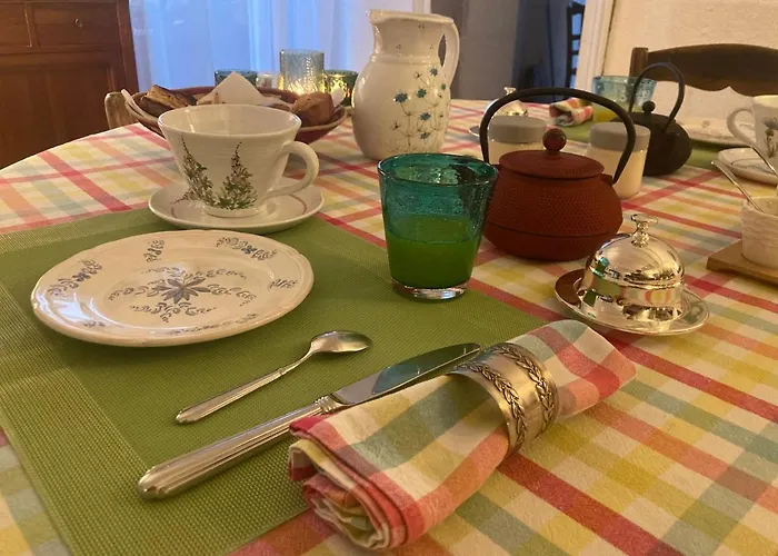 D'hotes Les Roches 住宿加早餐酒店